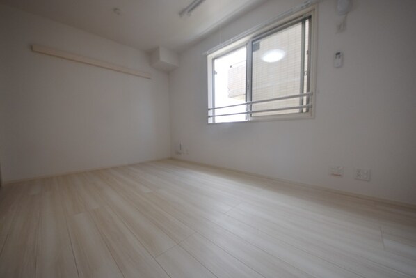 ホワイトヴィラの物件内観写真